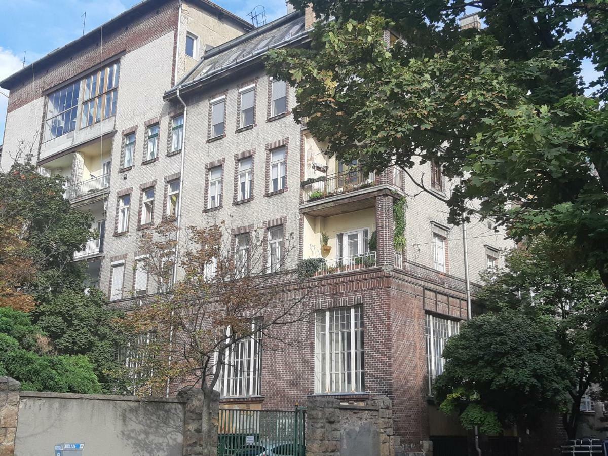 2 Bedroom Apartment Near Heroes Square Budapeşte Dış mekan fotoğraf